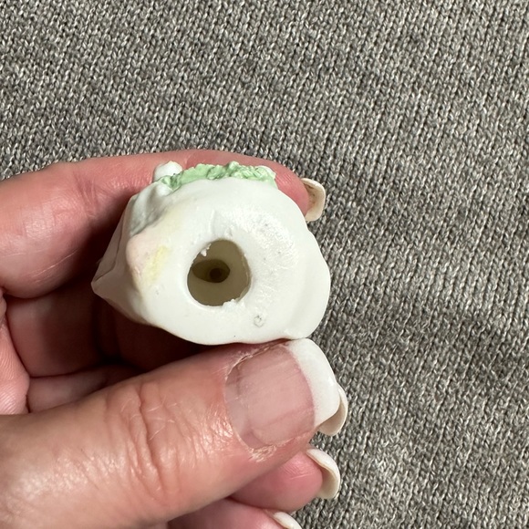 Vintage Napco miniature bone china angel figurine - Picture 5 of 5